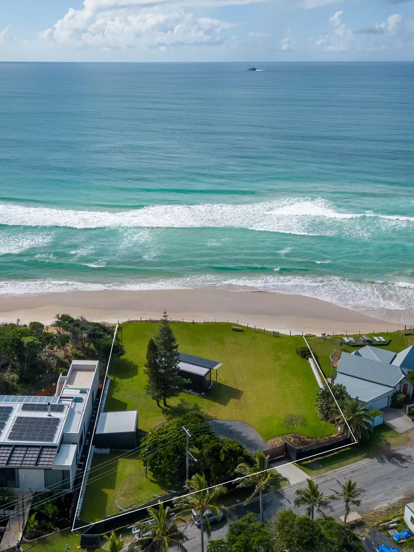 6 Border Street, Byron Bay Sold by Christie's International Real Estate Victoria - image 1