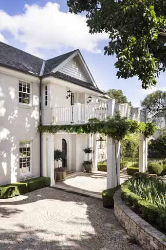 61-63 Grange Road, Toorak Sold by Christie's International Real Estate Victoria - image 2