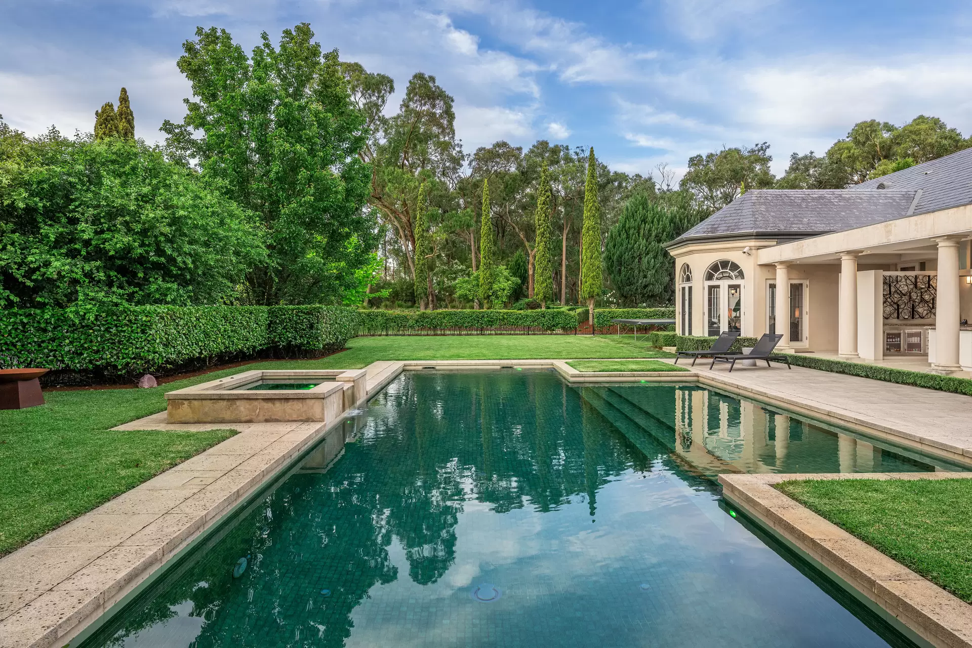 25 Hartley Road, Wonga Park Sold by Christie's International Real Estate Victoria - image 1