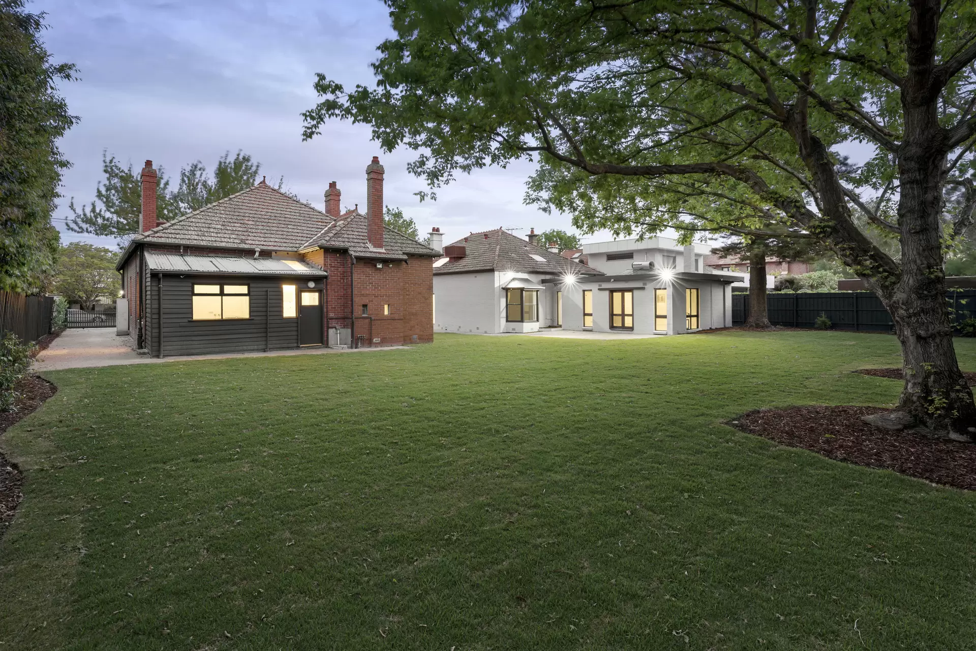 16 Thanet Street, Malvern Sold by Christie's International Real Estate Victoria - image 1