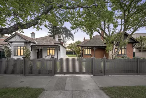 16 Thanet Street, Malvern Sold by Christie's International Real Estate Victoria - image 5