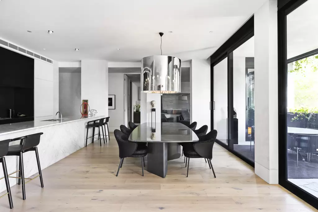 202/28 Powlett Street, East Melbourne Sold by Christie's International Real Estate Victoria